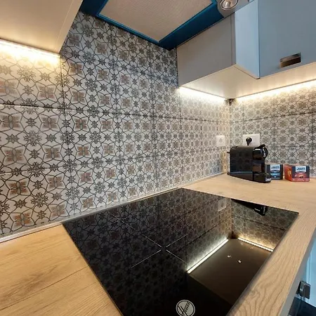 Da Me Mae Apartment *